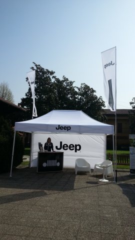 Autolocatelli Concessionario Jeep presso il Golf Club Molinetto con Jeep